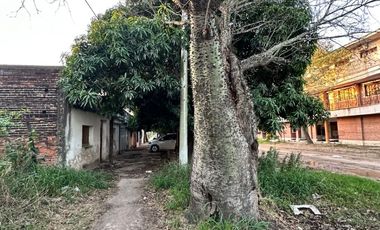 VENDE terreno 10x40 en Barrio Mariano Moreno