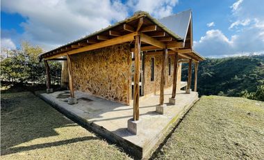 Se vende Cabaña por terminar en San Roque, Antioquia