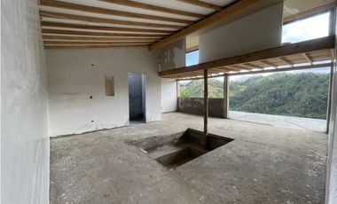 Se vende Cabaña por terminar en San Roque, Antioquia