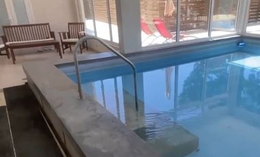 Departamento en venta de 2 dormitorios c/ cochera en Pinamar