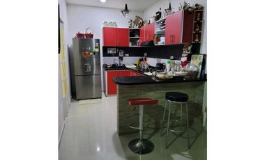 CASA EN VENTA EN CONJUNTO CERRADO EN LA CASTELLANA MONTERA