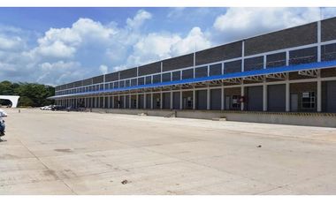 ARRIENDA BODEGA 19 C.L.I. SAN JERÓNIMO-MONTERA