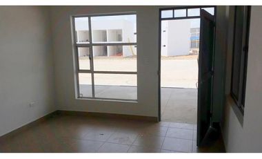 ARRIENDA BODEGA 19 C.L.I. SAN JERÓNIMO-MONTERA