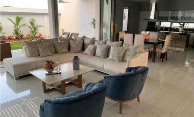 CASA EN VENTA EN CONJUNTO CERRADO PICACHO EN MONTERIA