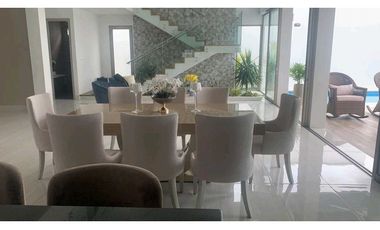 CASA EN VENTA EN CONJUNTO CERRADO PICACHO EN MONTERIA