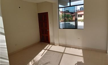 ALQUILER - VIVIENDA EN CENTRO URBANO - PUCALLPA