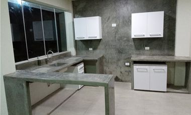 ALQUILER - VIVIENDA EN CENTRO URBANO - PUCALLPA