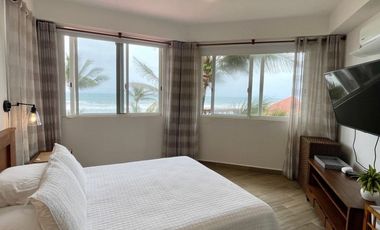 Casa Playera en Primera Línea de Mar