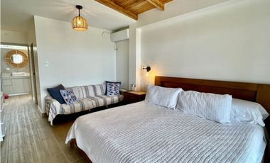 Casa Playera en Primera Línea de Mar