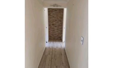 Apartamento en venta con amplios espacios en Viviendas del Sur