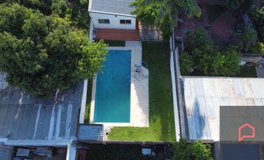 VENDE propiedad con piscina