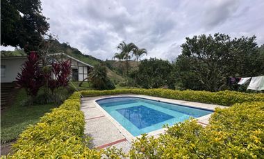 FINCA EN VENTA COMBIA PEREIRA - 3 CASAS