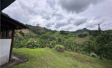 FINCA EN VENTA COMBIA PEREIRA - 3 CASAS