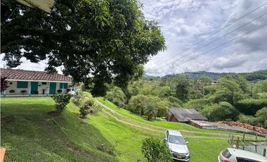 FINCA EN VENTA COMBIA PEREIRA - 3 CASAS