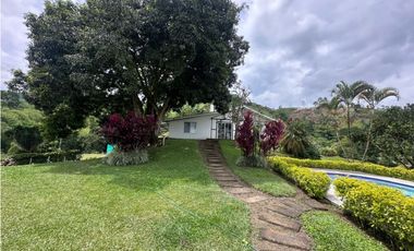 FINCA EN VENTA COMBIA PEREIRA - 3 CASAS