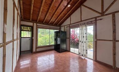 FINCA EN VENTA COMBIA PEREIRA - 3 CASAS