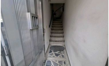 Casa en venta la Colina Guayabal