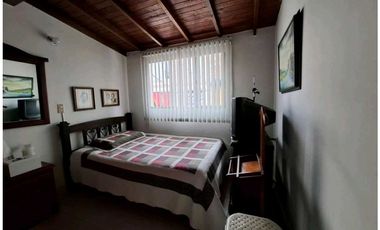 Casa en venta la Colina Guayabal
