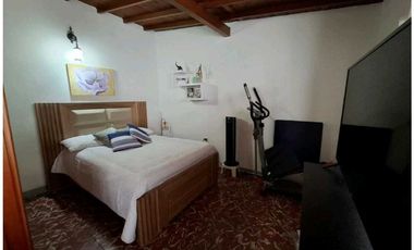 Casa en venta la Colina Guayabal