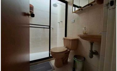 Casa en venta la Colina Guayabal