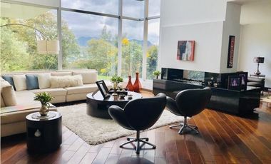 PRECIOSA CASA CAMPESTRE EN APOSENTOS, VISTA INCREIBLE.