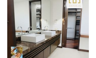 PRECIOSA CASA CAMPESTRE EN APOSENTOS, VISTA INCREIBLE.