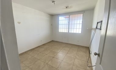 CASA EN VENTA EN BRISAS DEL GOLF, ARRAIJN(JL)