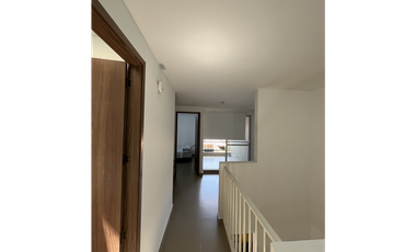 VENTA CASA EN CIUDAD COUNTRY