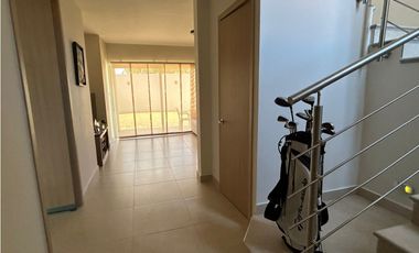 VENTA CASA AMOBLADA VERSALLES