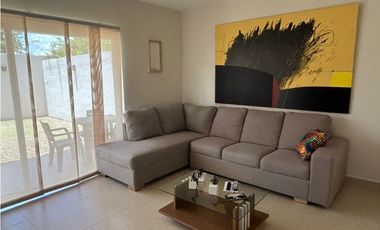 VENTA CASA AMOBLADA VERSALLES