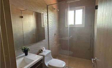 VENTA CASA AMOBLADA VERSALLES