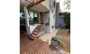 Excepcional Triplex de 200 mts con cochera