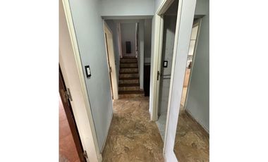 CASA EN PUNTA MOGOTES