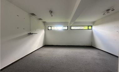 CASA CON ESPECTACULAR VISTA