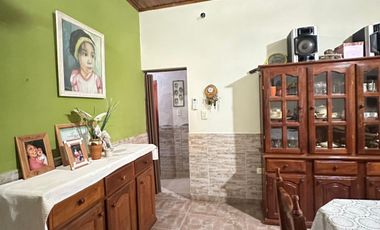 VENDE casa 10x30 Barrio Divino Niño