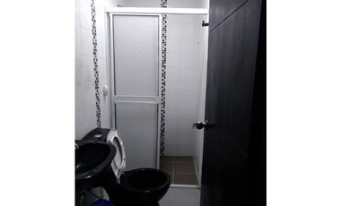 PROPIEDAD EN VENTA CON 3 APARTAMENTOS EN MARGEN IZQUIERDA DE MONTERA