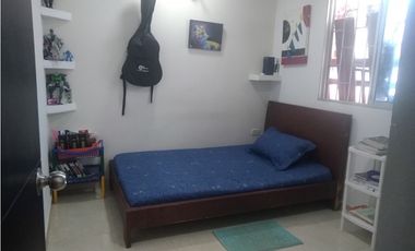 PROPIEDAD EN VENTA CON 3 APARTAMENTOS EN MARGEN IZQUIERDA DE MONTERA