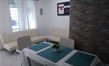 PROPIEDAD EN VENTA CON 3 APARTAMENTOS EN MARGEN IZQUIERDA DE MONTERA