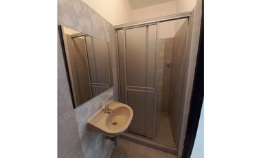 SE VENDE CASA BIFAMILIAR  EN LA RIVERA