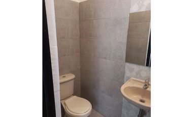 SE VENDE CASA BIFAMILIAR  EN LA RIVERA