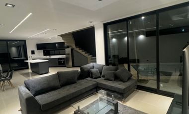 Casa a estrenar en alquiler temporario de 3 dormitorios c/ cochera en El Sosiego