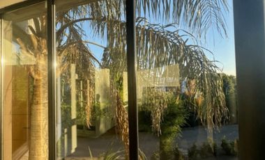 Casa a estrenar en alquiler temporario de 3 dormitorios c/ cochera en El Sosiego