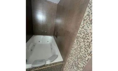 Se alquila Casa Semi amueblada en Altos de Panamá