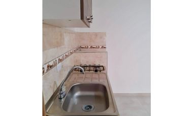 ARRIENDO APARTAESTUDIO EN SEGUNDO PISO BARRIO SANTO DOMINGO