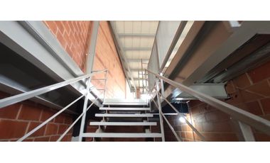 Local En San Juan -  Arriendo