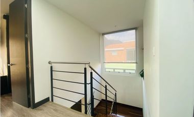VENDO CASA CAJICA ZIPAQUIR 182 M2