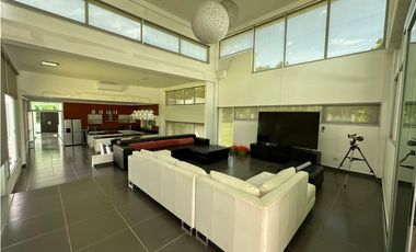 VENTA CASA LINEA BLANCA SANTA CLARA