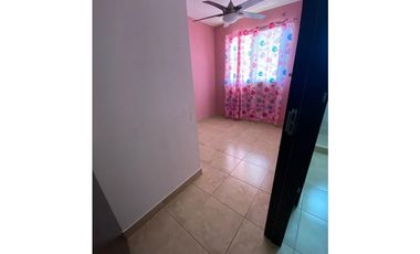 Se Vende Casa en Residencial Altos del Este