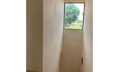 KH| Se alquila o se vende hermosa casa en David $900