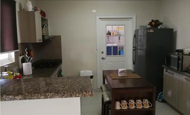 VENTA CASA VERSALLES